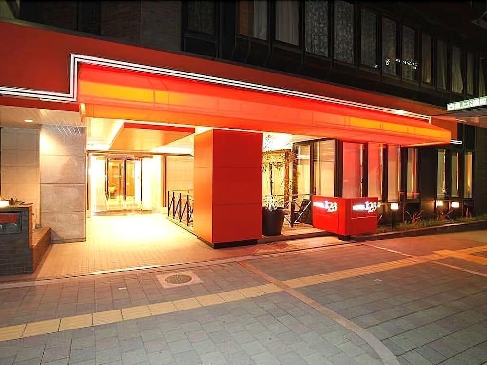 Hotel 1-2-3 Kōbe Exterior foto